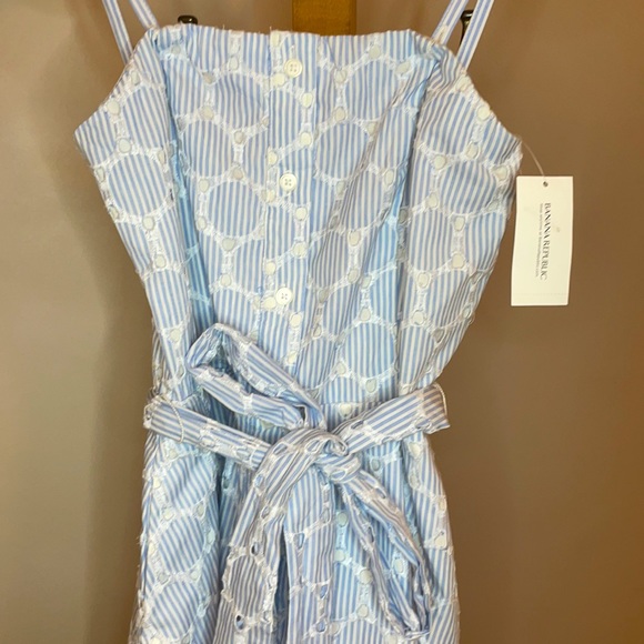 Pretty petite summer dress. Straps optional. OP. NWT. - Picture 2 of 6